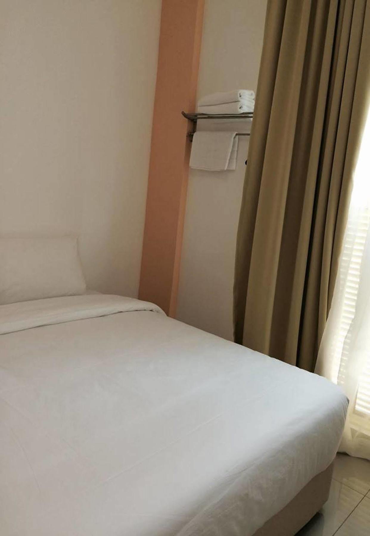 Yy48 Hotel 2 Mins Walk From Masjid Jamek Lrt Station Kuala Lumpur Dış mekan fotoğraf